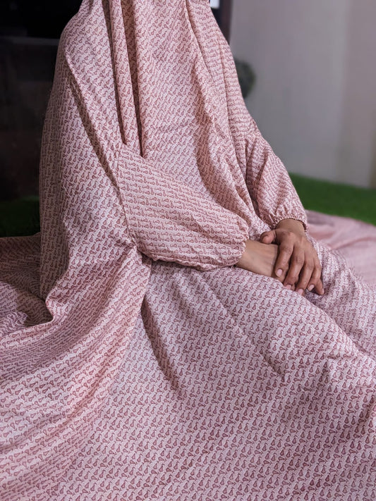 NAMAZ CHADDAR WITH SLEEVES - ICY PINK ART MEDIUM
